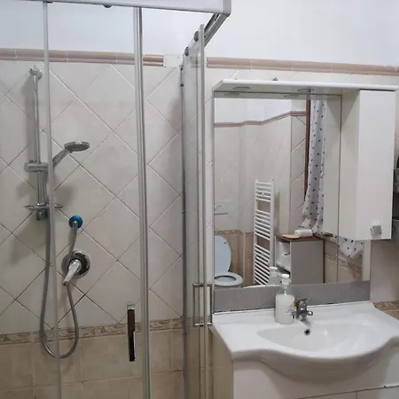 Homestay Mini Deluxe - Close To Metro C