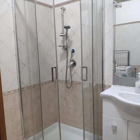 Homestay Mini Deluxe - Close To Metro C *