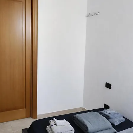 Golden Stay Rome - Mini Golden Room Habitación en casa particular Roma